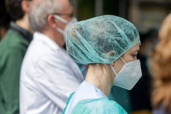 Profesionales sanitarios durante la segunda ola de Covid-19.